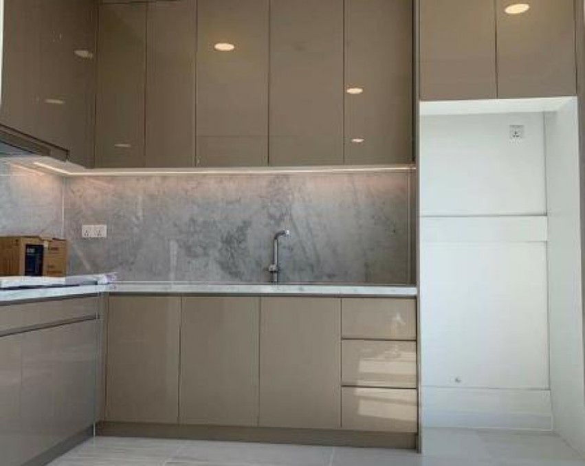 Nhà phố diện tích 4.2mx 21m vuông đẹp, khu dân cư hiện hữu.