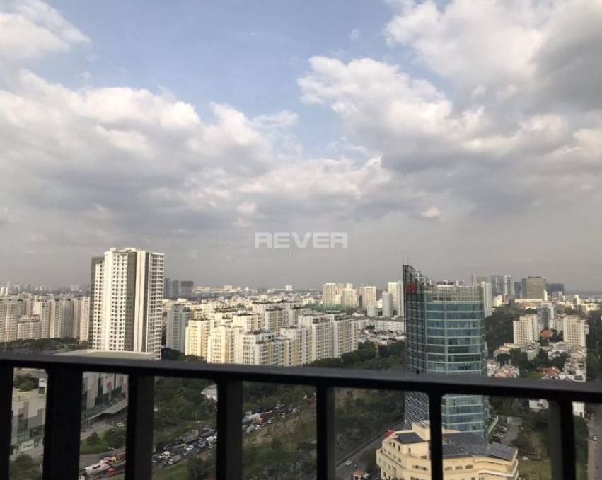 Biệt thự diện tích 115.2m2 thiết kế kỹ lưỡng, cách đường Phạm Văn Đồng 50m.